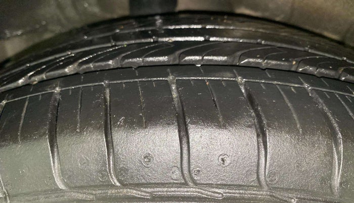 2017 Honda WR-V 1.2L I-VTEC S MT, Petrol, Manual, 34,665 km, Right Rear Tyre Tread