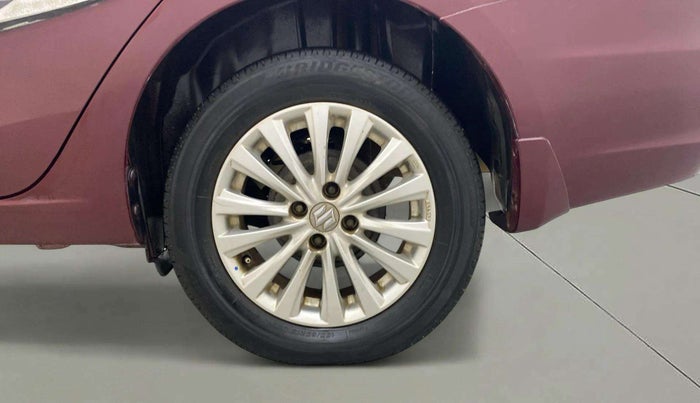 2015 Maruti Ciaz ZXI, Petrol, Manual, 91,410 km, Left Rear Wheel