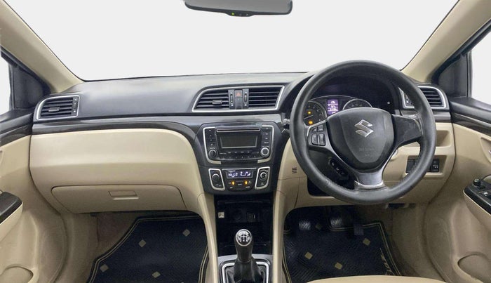 2015 Maruti Ciaz ZXI, Petrol, Manual, 91,410 km, Dashboard