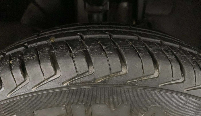 2019 Renault Kwid RXT 1.0 (O), Petrol, Manual, 24,056 km, Right Front Tyre Tread