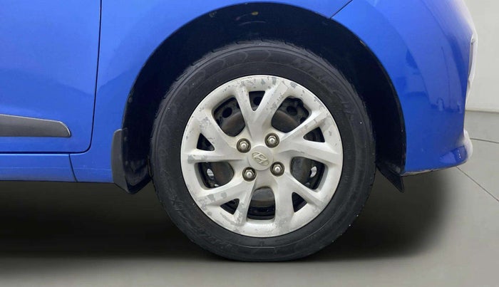 2017 Hyundai Grand i10 MAGNA 1.2 KAPPA VTVT, Petrol, Manual, 53,492 km, Right Front Wheel