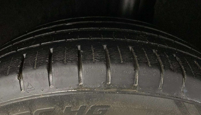 2018 Maruti Baleno ALPHA CVT PETROL 1.2, Petrol, Automatic, 28,610 km, Right Rear Tyre Tread