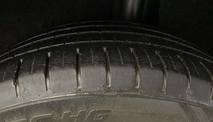 2018 Maruti Baleno ALPHA CVT PETROL 1.2, Petrol, Automatic, 28,610 km, Left Rear Tyre Tread