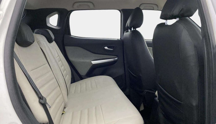 2023 Nissan MAGNITE XV MT, Petrol, Manual, 14,543 km, Right Side Rear Door Cabin