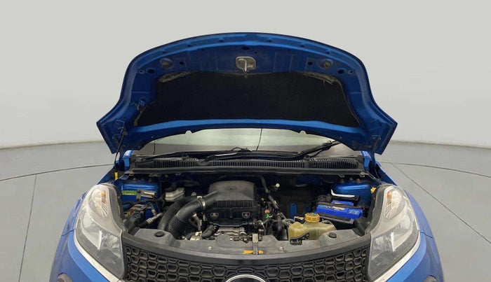 2018 Tata NEXON XM PETROL, Petrol, Manual, 85,570 km, Open Bonet