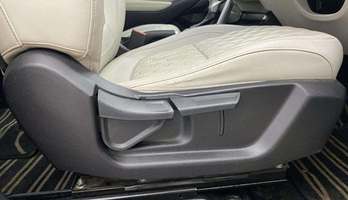 2020 KIA SELTOS HTX IVT 1.5 PETROL, Petrol, Automatic, 27,415 km, Driver Side Adjustment Panel