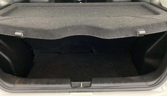 2021 Maruti Baleno ZETA PETROL 1.2, Petrol, Manual, 29,160 km, Boot Inside