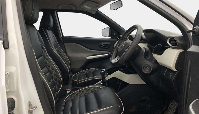2023 Nissan MAGNITE XE, Petrol, Manual, 25,385 km, Right Side Front Door Cabin