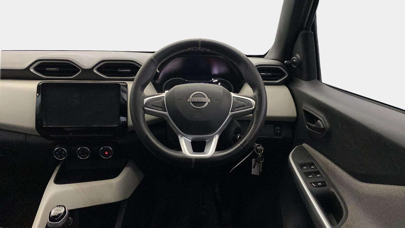 2023 Nissan MAGNITE XE, Petrol, Manual, 25,385 km, Steering Wheel Close Up