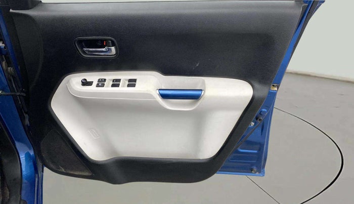 2017 Maruti IGNIS DELTA 1.2, Petrol, Manual, 38,251 km, Driver Side Door Panels Control