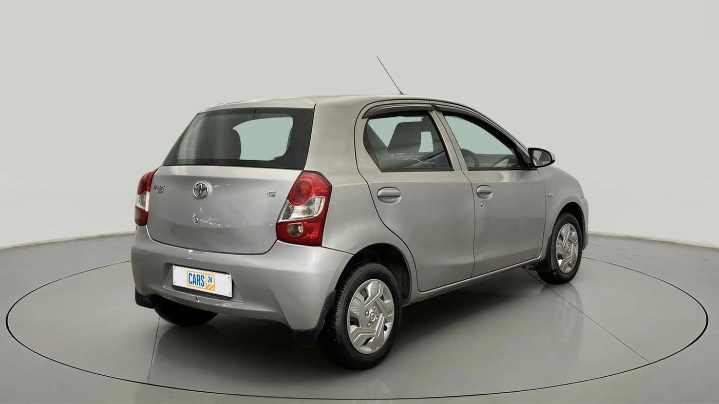 2015 Toyota Etios Liva G, Petrol, Manual, 48,808 km, Right Back Diagonal