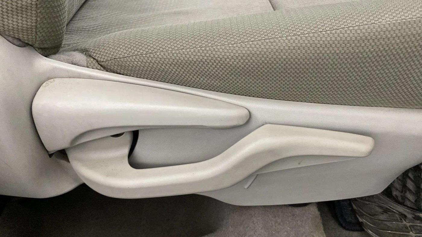 2015 Toyota Etios Liva G, Petrol, Manual, 48,808 km, Driver Side Adjustment Panel