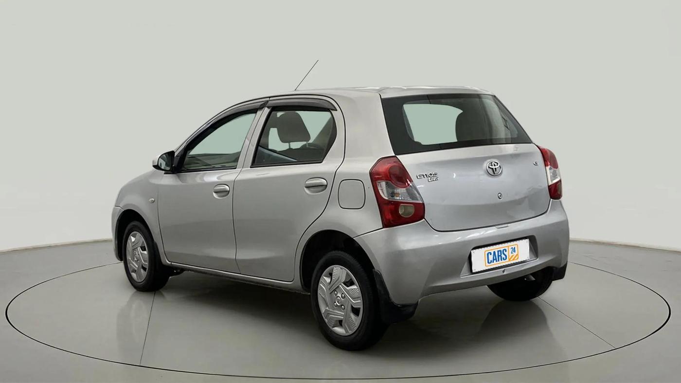 2015 Toyota Etios Liva G, Petrol, Manual, 48,808 km, Left Back Diagonal