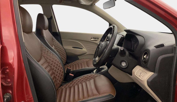 2019 Hyundai NEW SANTRO SPORTZ AMT, Petrol, Automatic, 30,502 km, Right Side Front Door Cabin