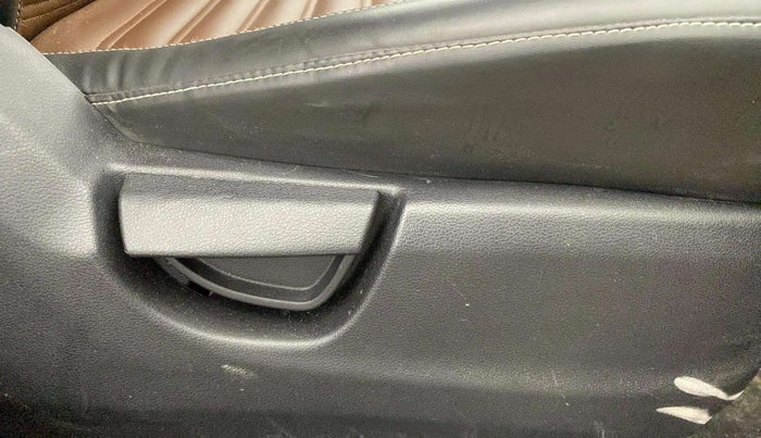 2019 Hyundai NEW SANTRO SPORTZ AMT, Petrol, Automatic, 30,502 km, Driver Side Adjustment Panel