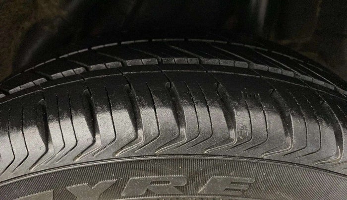 2019 Hyundai Verna 1.6 VTVT SX, Petrol, Manual, 65,203 km, Left Rear Tyre Tread