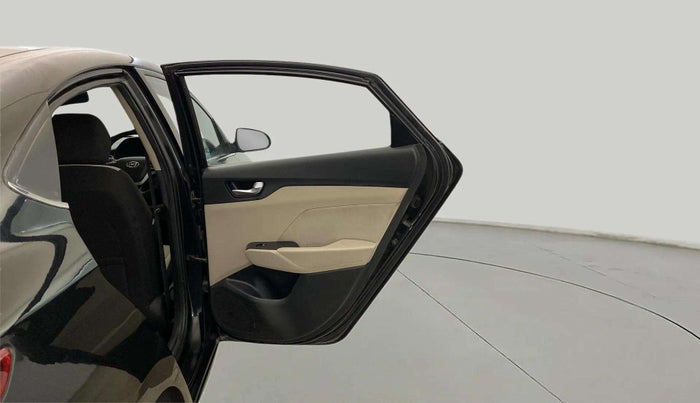 2019 Hyundai Verna 1.6 VTVT SX, Petrol, Manual, 65,203 km, RHS Rear Door