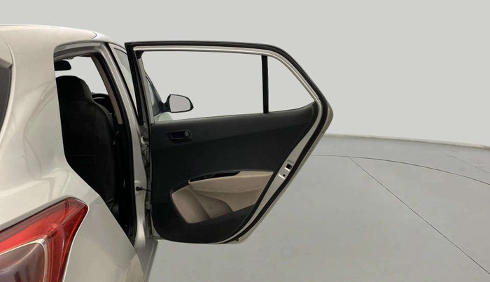 2017 Hyundai Grand i10 MAGNA 1.2 KAPPA VTVT, Petrol, Manual, 30,090 km, RHS Rear Door