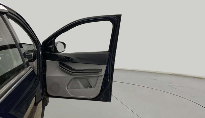 2021 Tata Tiago XT CNG, CNG, Manual, 69,540 km, RHS Front Door