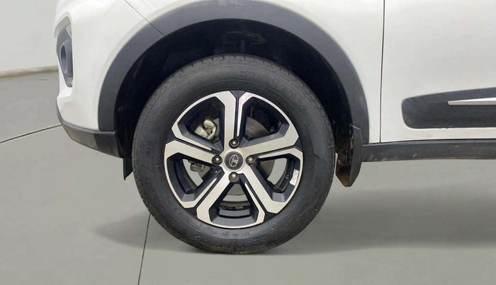 2023 Tata NEXON XZ PLUS PETROL, Petrol, Manual, 21,006 km, Left Front Wheel