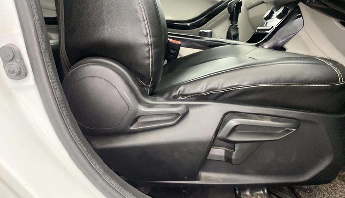 2023 Tata NEXON XZ PLUS PETROL, Petrol, Manual, 21,006 km, Driver Side Adjustment Panel