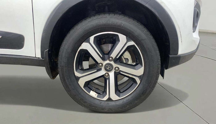 2023 Tata NEXON XZ PLUS PETROL, Petrol, Manual, 21,006 km, Right Front Wheel