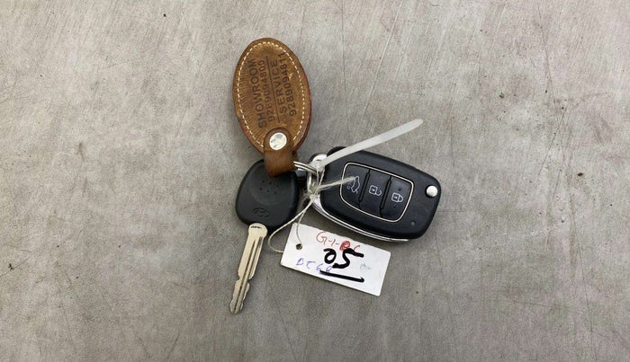 2023 Hyundai GRAND I10 NIOS SPORTZ 1.2 KAPPA VTVT, Petrol, Manual, 23,132 km, Key Close Up