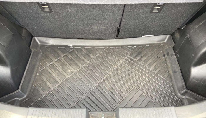 2022 Maruti Baleno ALPHA PETROL 1.2, Petrol, Manual, 37,222 km, Boot Inside