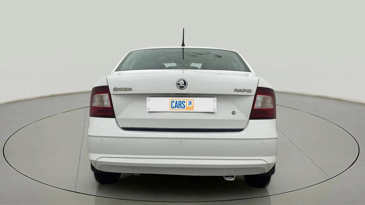 2020 Skoda Rapid 1.0 AMBITION TSI MT, Petrol, Manual, 61,467 km, Back/Rear