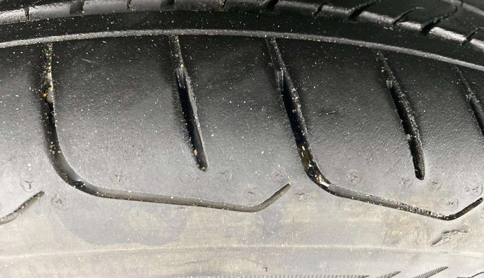 2019 MG HECTOR SHARP 1.5 DCT PETROL, Petrol, Automatic, 79,704 km, Right Rear Tyre Tread
