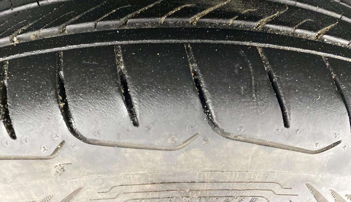 2019 MG HECTOR SHARP 1.5 DCT PETROL, Petrol, Automatic, 79,704 km, Left Rear Tyre Tread