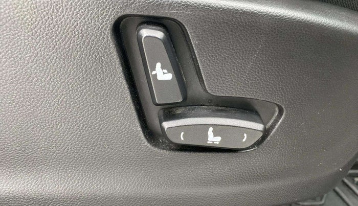 2019 MG HECTOR SHARP 1.5 DCT PETROL, Petrol, Automatic, 79,704 km, Driver Side Adjustment Panel