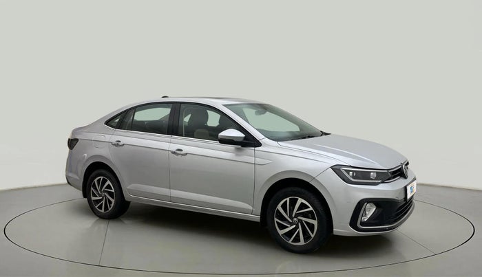 2023 Volkswagen VIRTUS TOPLINE TSI 1.0 MT, Petrol, Manual, 30,573 km, Right Front Diagonal
