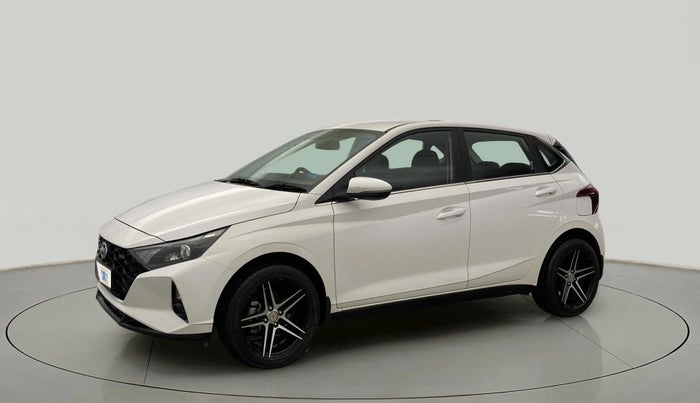 2023 Hyundai NEW I20  SPORTZ 1.0TURBO DCT, Petrol, Automatic, 28,310 km, Left Front Diagonal