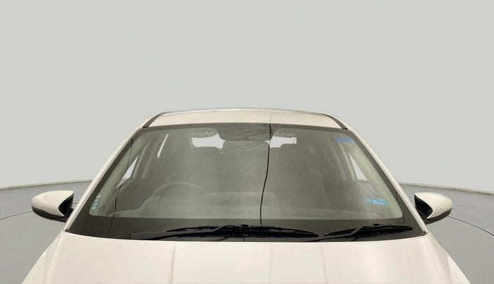 2023 Hyundai NEW I20  SPORTZ 1.0TURBO DCT, Petrol, Automatic, 28,310 km, Front Windshield