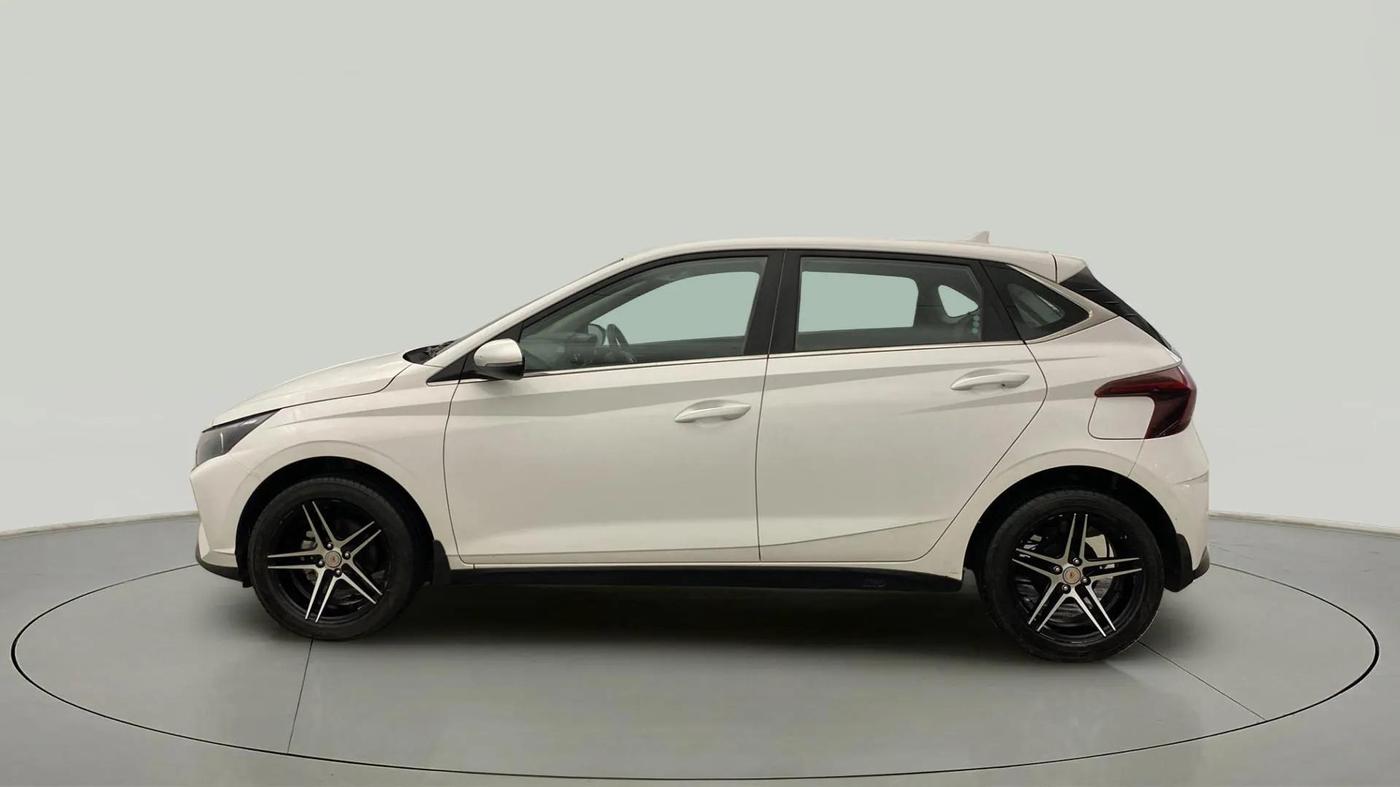 2023 Hyundai NEW I20  SPORTZ 1.0TURBO DCT, Petrol, Automatic, 28,310 km, Left Side