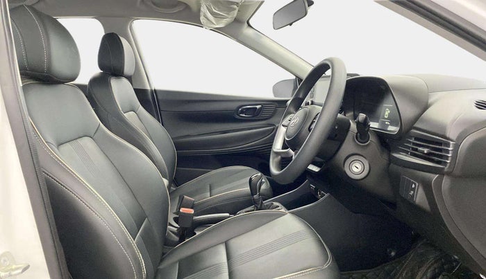 2023 Hyundai NEW I20  SPORTZ 1.0TURBO DCT, Petrol, Automatic, 28,310 km, Right Side Front Door Cabin
