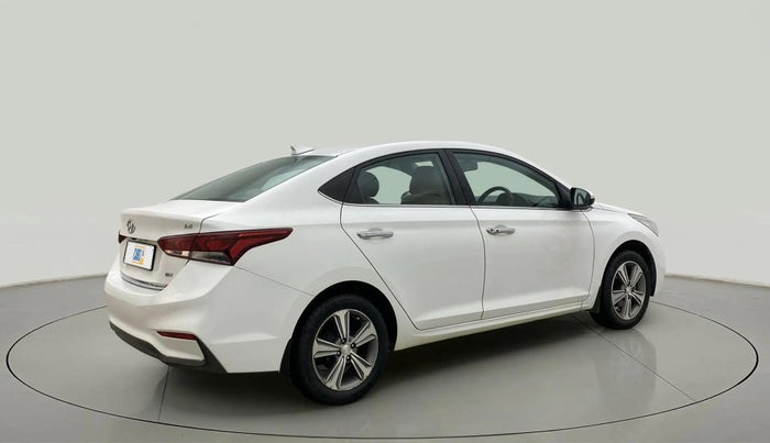 2019 Hyundai Verna 1.6 VTVT SX + AT, Petrol, Automatic, 1,06,751 km, Right Back Diagonal