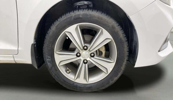 2019 Hyundai Verna 1.6 VTVT SX + AT, Petrol, Automatic, 1,06,751 km, Right Front Wheel