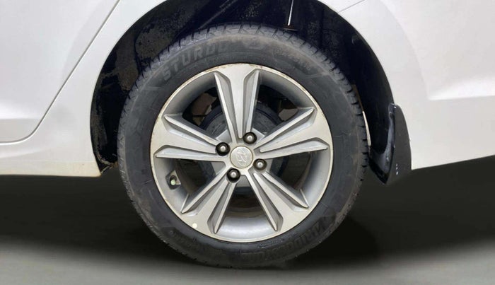 2019 Hyundai Verna 1.6 VTVT SX + AT, Petrol, Automatic, 1,06,751 km, Left Rear Wheel