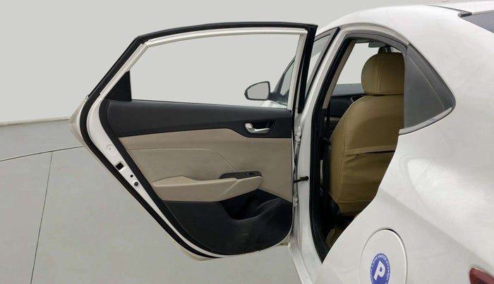 2019 Hyundai Verna 1.6 VTVT SX + AT, Petrol, Automatic, 1,06,751 km, LHS Rear Door