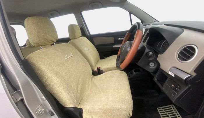 2015 Maruti Wagon R 1.0 VXI, Petrol, Manual, 77,532 km, Right Side Front Door Cabin