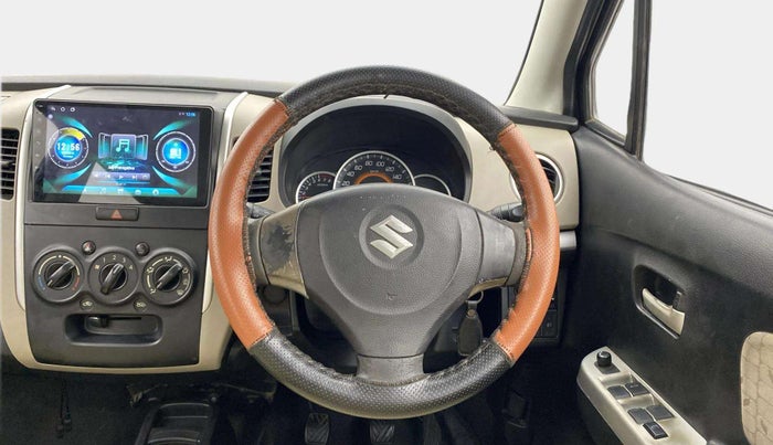 2015 Maruti Wagon R 1.0 VXI, Petrol, Manual, 77,532 km, Steering Wheel Close Up