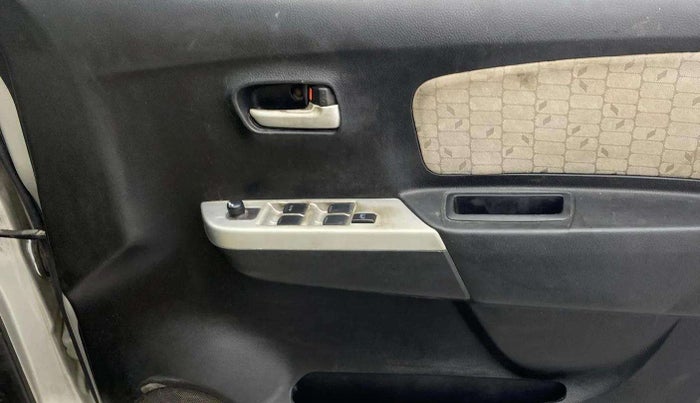 2015 Maruti Wagon R 1.0 VXI, Petrol, Manual, 77,532 km, Driver Side Door Panels Control