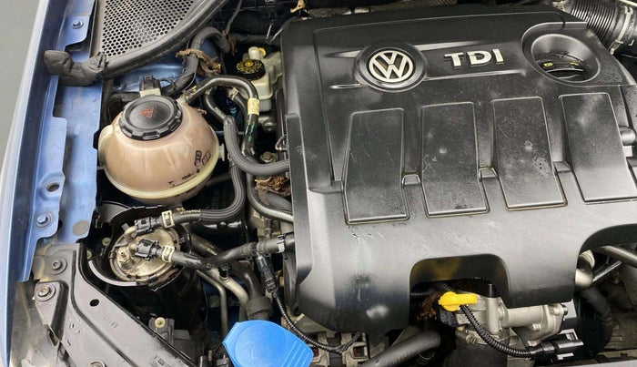 2017 Volkswagen Polo COMFORTLINE 1.5L, Diesel, Manual, 51,909 km, Engine View - Right