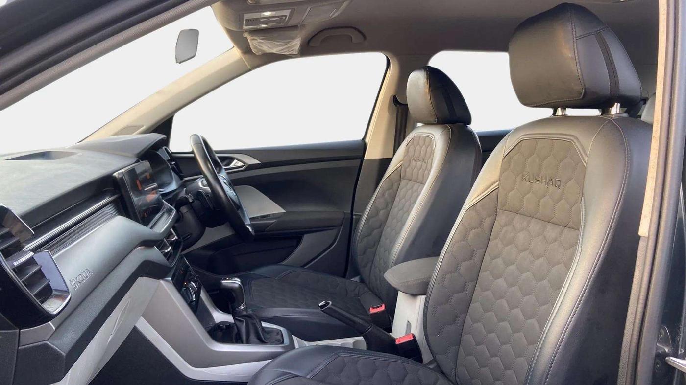 2022 Skoda KUSHAQ AMBITION 1.0L TSI AT, Petrol, Automatic, 32,638 km, Right Side Front Door Cabin