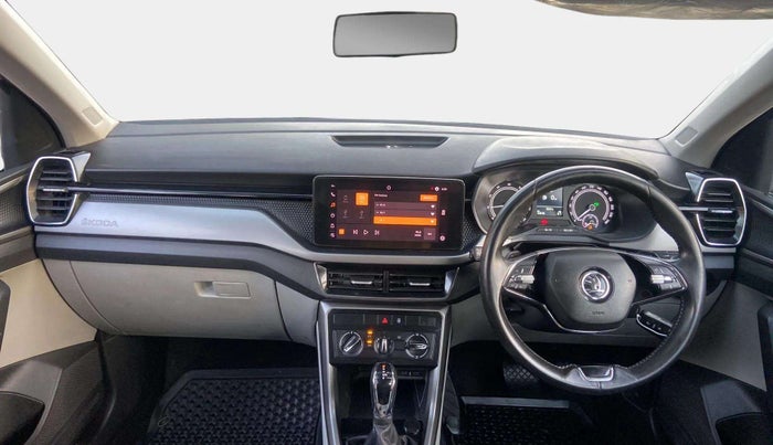 2022 Skoda KUSHAQ AMBITION 1.0L TSI AT, Petrol, Automatic, 32,605 km, Dashboard