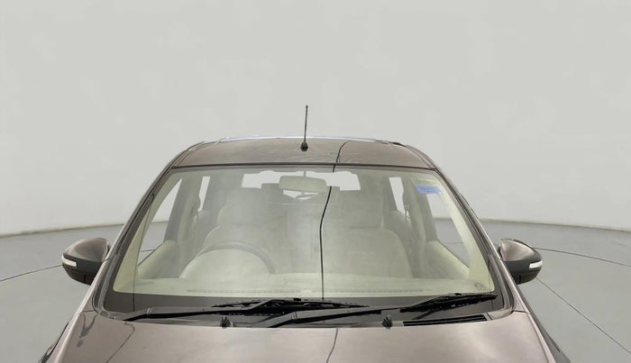 2017 Maruti Ertiga ZXI, CNG, Manual, 38,067 km, Front Windshield