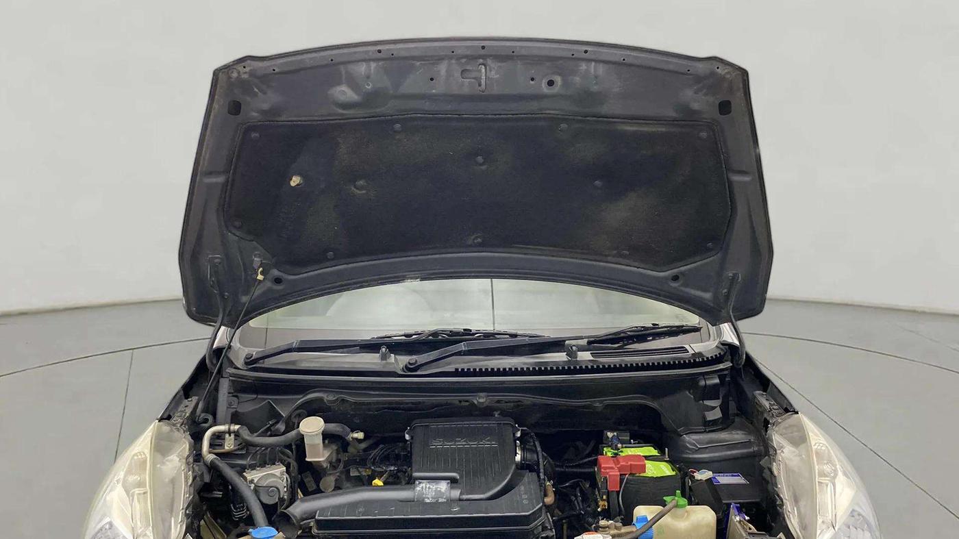 2017 Maruti Ertiga ZXI, CNG, Manual, 38,711 km, Open Bonet