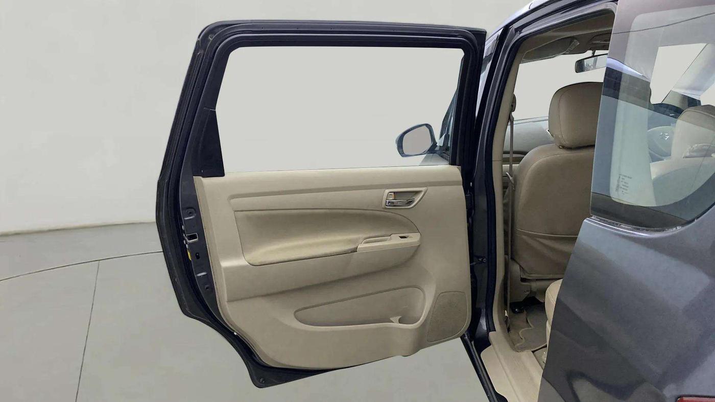 2017 Maruti Ertiga ZXI, CNG, Manual, 38,711 km, LHS Rear Door